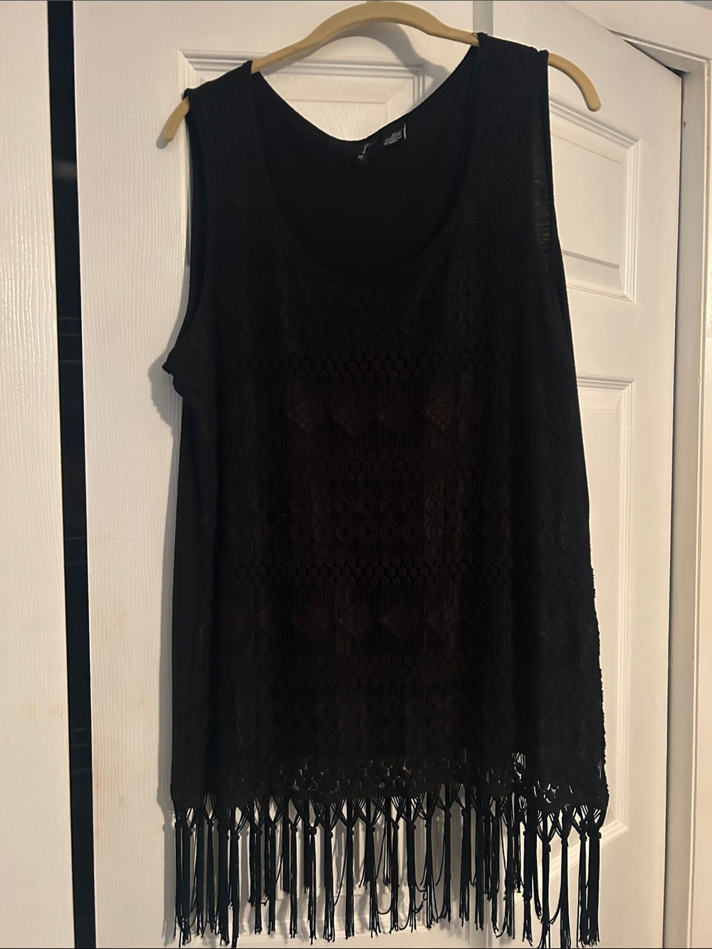 Black Fringe Lace Sleeveless Women's Top Xl